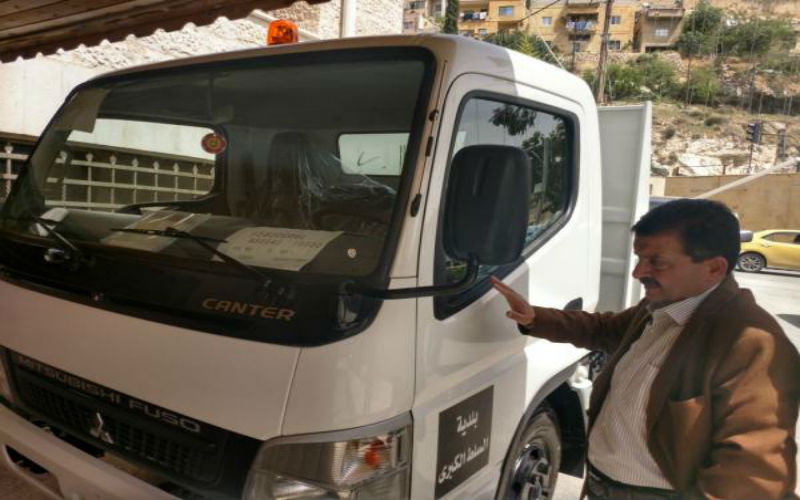 بلدية السلط الكبرى تعزز أسطول آلياتها
