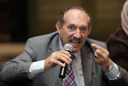 النائب العبادي يفتح النار على الرئيس
