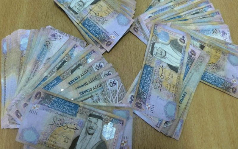 ضبط سارق (350) الف دينار من