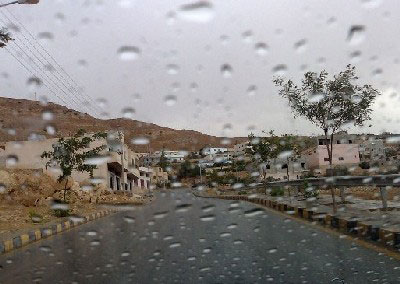 طقس غائم جزئيا اليوم وارتفاع الحرارة