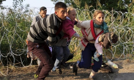 رويترز: اللاجئون السوريون يتعرضون للاغتصاب والتنصير