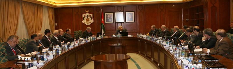 تلفزيون واذاعة للقوات المسلحة .. والموافقة