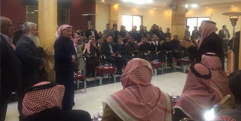 بالصور.. عشيرة السليحات تعفو عن سائق