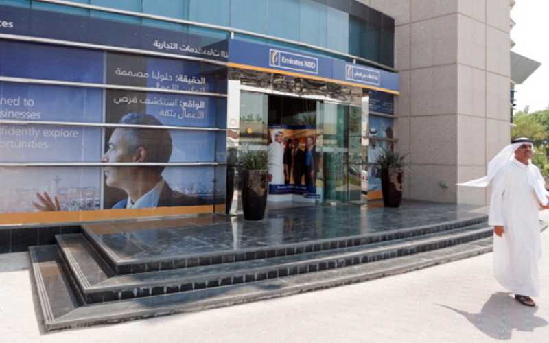 الإمارات تفرض ضريبة 5 بالمائة على