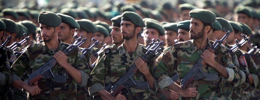 قوات الحرس الثوري الإيراني تتحرك بعد