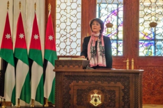 وزيرة السياحة تفتتح السوق التراثي بساحة