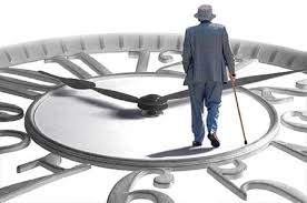 استثناء أطباء الاختصاص والسفراء من الإحالة