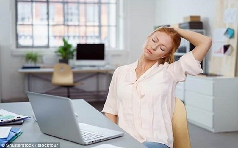 الجلوس لساعات طويلة يقلص المقدرات العقلية