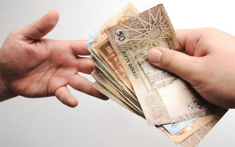 التربية تصرف مستحقات المعلمين العاملين على