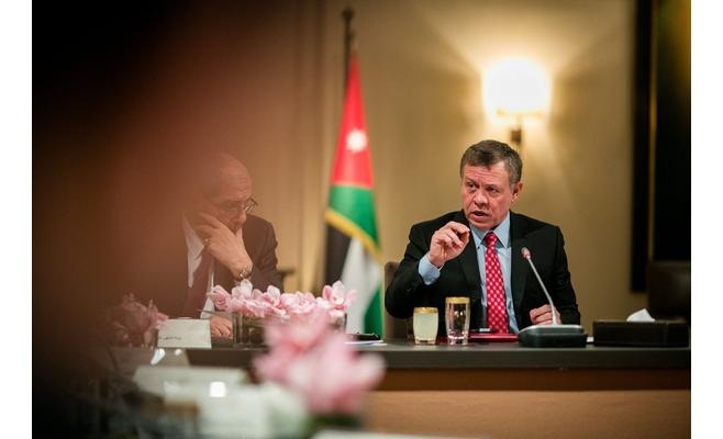 جلالة الملك يلتقي رؤساء تحرير وكتابا