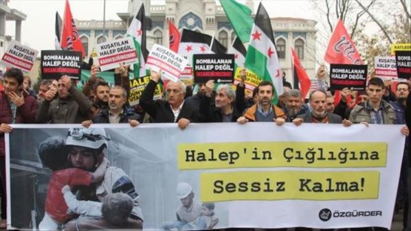 وقفة تضامنية مع حلب في إسطنبول
