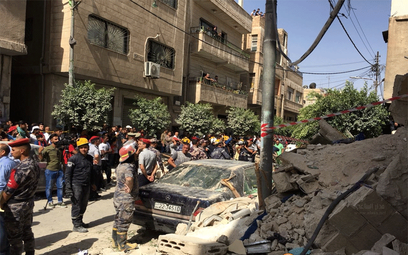 انتشال وفاة خامسة من تحت أنقاض