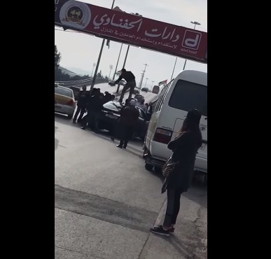 الامن يحيل quotكنترولية باصاتquot اعتدوا على