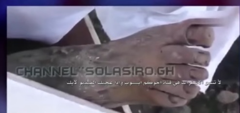 بالفيديو.. العثور على جثث جنود جزائريين