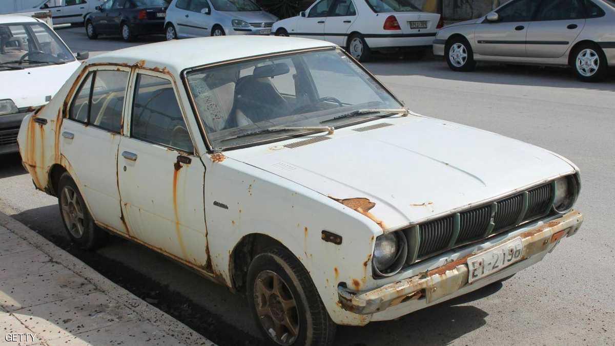 نسي أين ركن سيارته.. وعثر عليها
