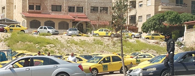 مخالفات مالية وتحويل للحاكم الاداري للتكاسي