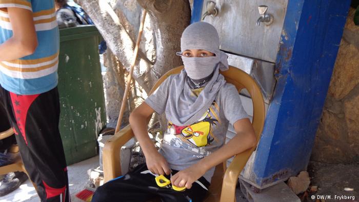 أطفال فلسطينيون.. ثوار ضد العزلة والاستيطان