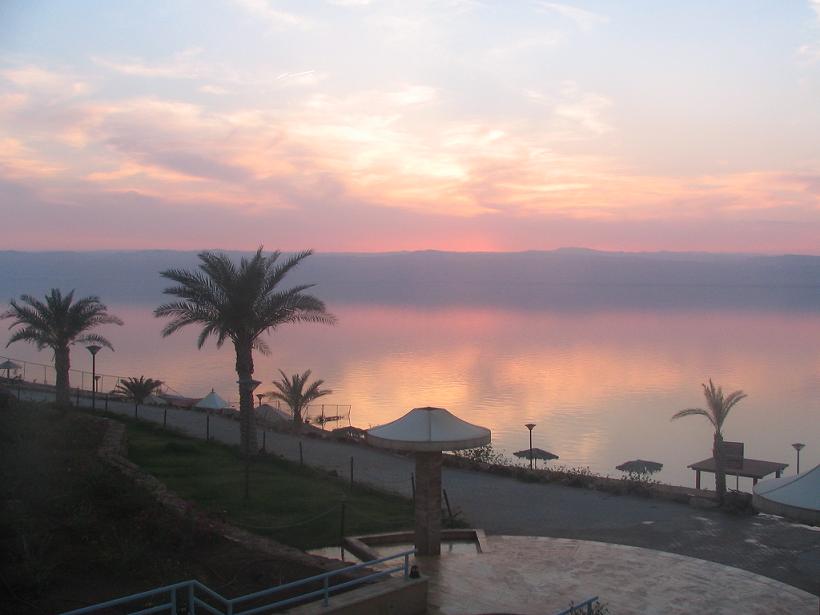 وفاة سائحة غرقا في البحر الميت