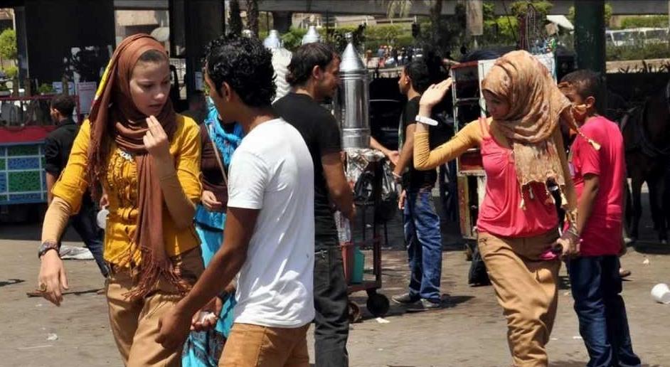 عيد الفطر: لا قوة فوق سلطة