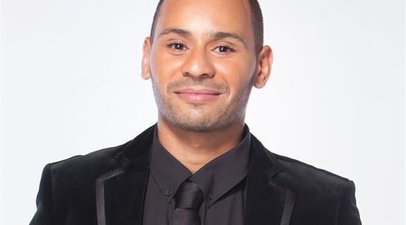 منع محمد الريفي من الغناء في