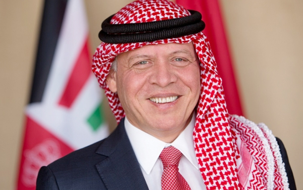الملك يتلقى برقيات تهنئة بمناسبة عيد