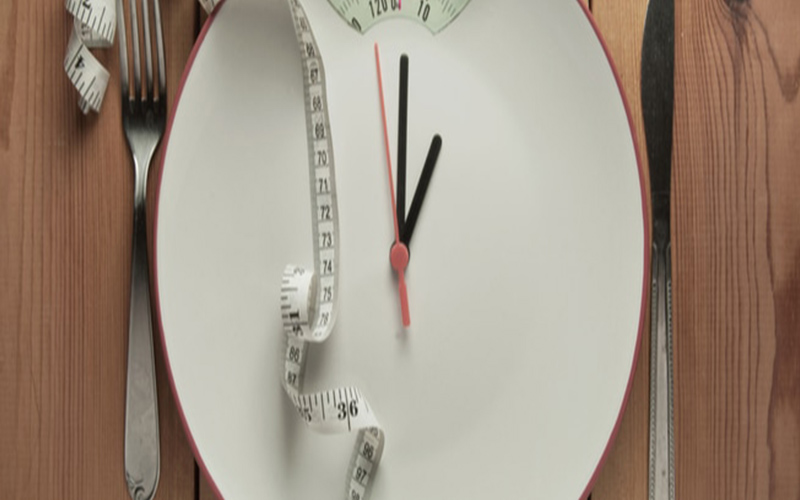 طرق تجنب انخفاض الوزن في رمضان