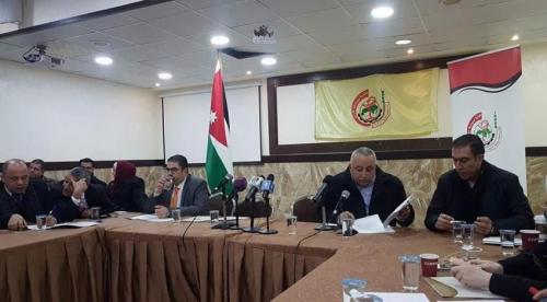 بالصور والفيديو .. النقابات تلوح بإغلاق