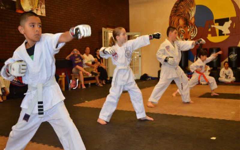 التياكوندو يساعد على النمو السليم لجسم