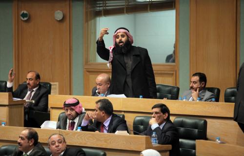 الرياطي: مذكرة حجب الثقة أمام خيارين
