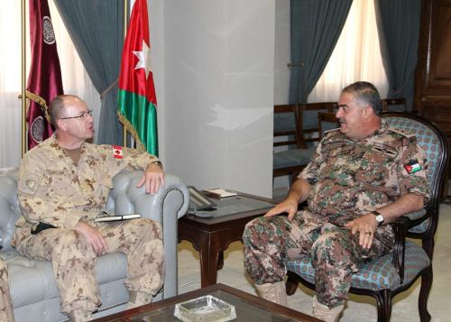 رئيس هيئة الأركان المشتركة يستقبل وفدا