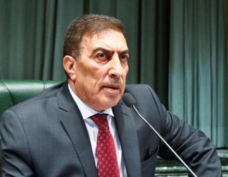 رئيس مجلس النواب يقدم العزاء بالشهيد