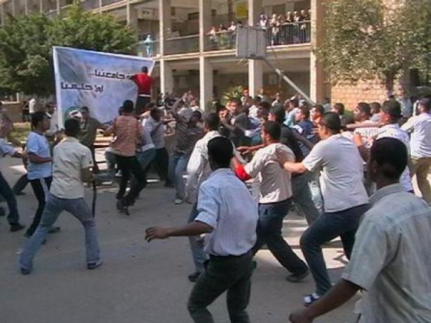 هل تحول (النواب) لجدار في طريق