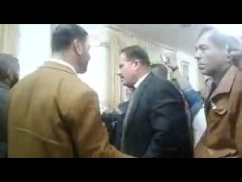 عشيرة الدقامسة يهينون الاخوان المسلمين في