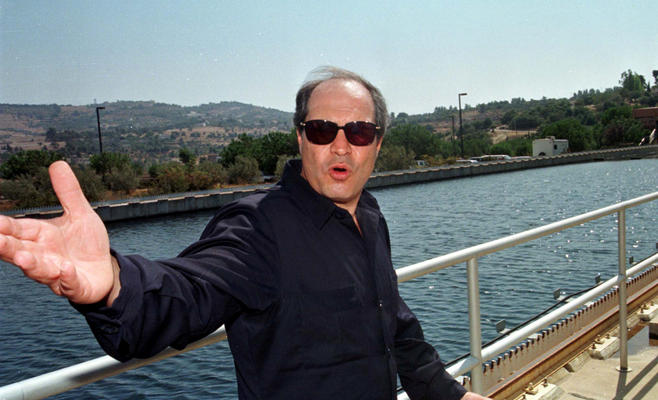 من يريح (ظهر) الرئيس؟