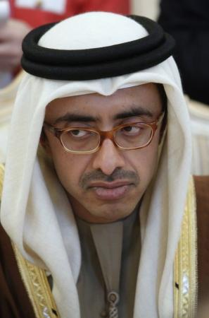 وزير خارجية الإمارات: قطر لا تهتم