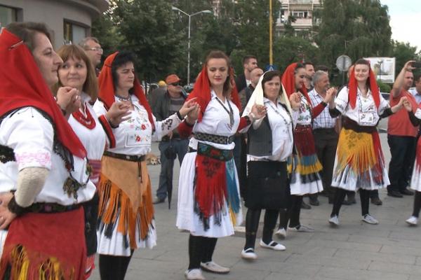 كوسوفو تحتفل بالذكرى العاشرة لاعلان استقلالها