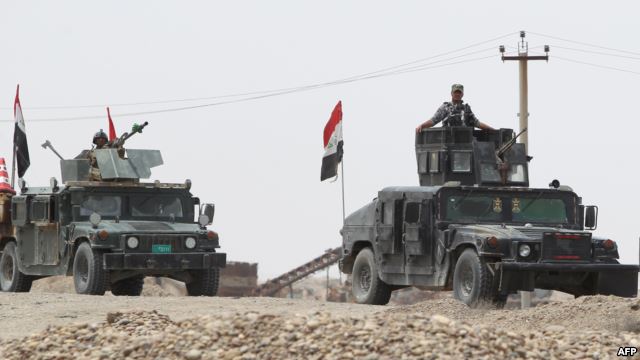 ضربات جوية تقتل 145 من (الدولة)