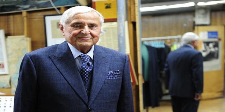 خياط الرؤساء اليهودي يعرض خدماته على