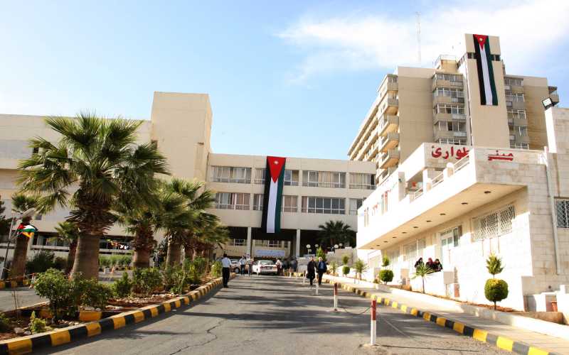 مستشفى الجامعة يطلق مشروع مستشفى صديق