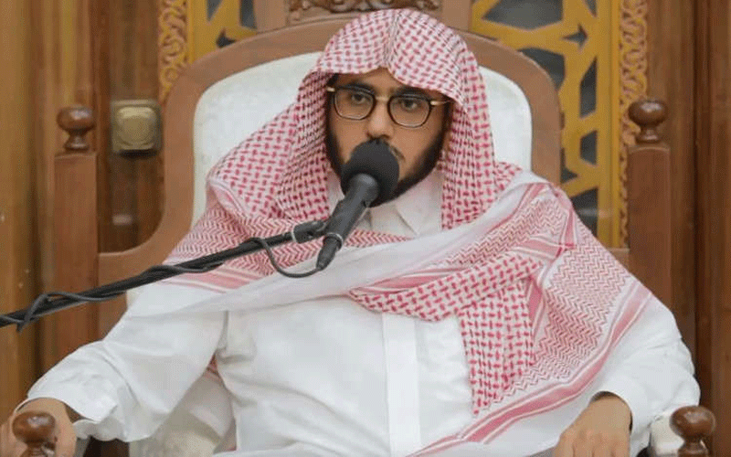 داعية سعودي يفتي بجواز إفطار الجماهير