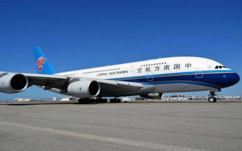 هبوط اضطراري لطائرة صينية