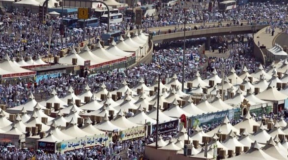 أكثر من مليوني حاج يرمون جمرة