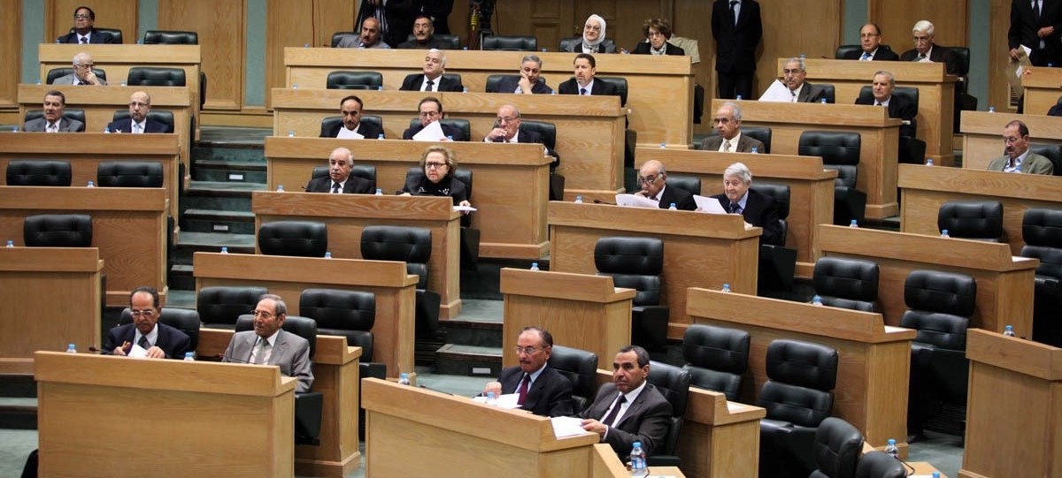 الأعيان يخالف النواب بمواد مكافحة الشغب