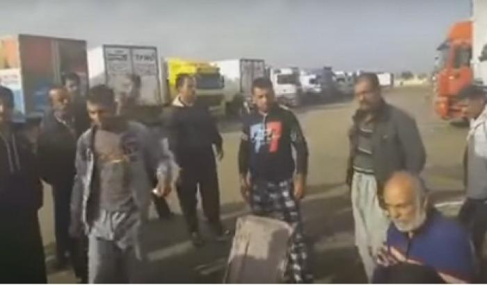 شاحنات اردنية عالقة في مصر
