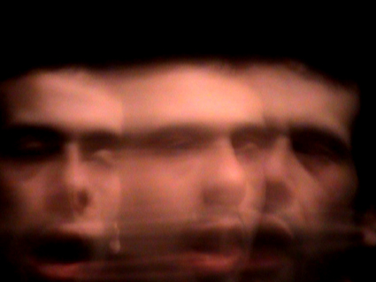 لا الوجه وجه ولا اللون لون
