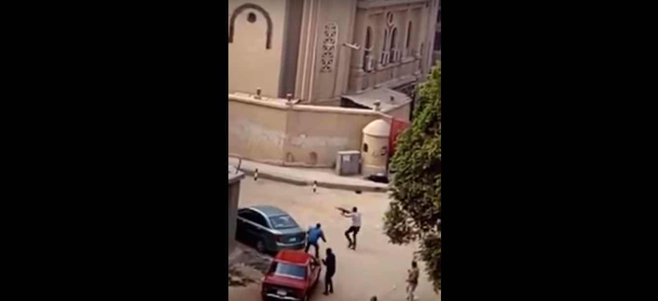 بالفيديو .. تبادل اطلاق النار من