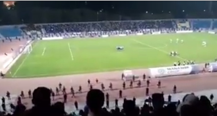 بالفيديو .. جمهور الفيصلي يهتف لوصفي