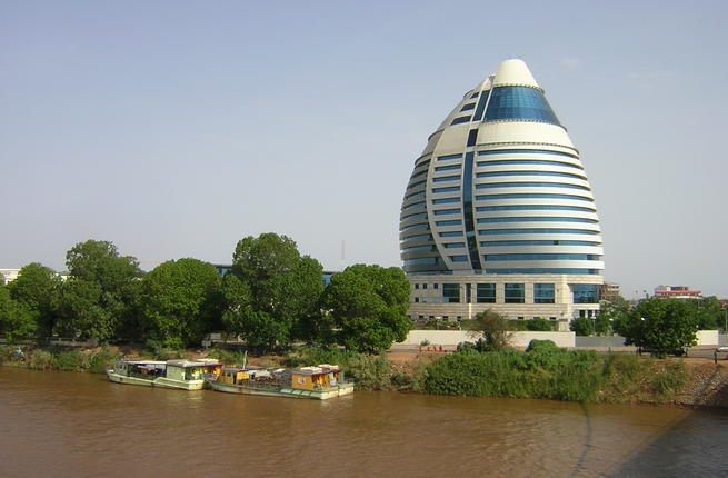 السودان يفرض تأشيرة دخول على المصريين