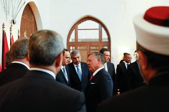 الملك للحكومة: انهضوا بقطاع النقل