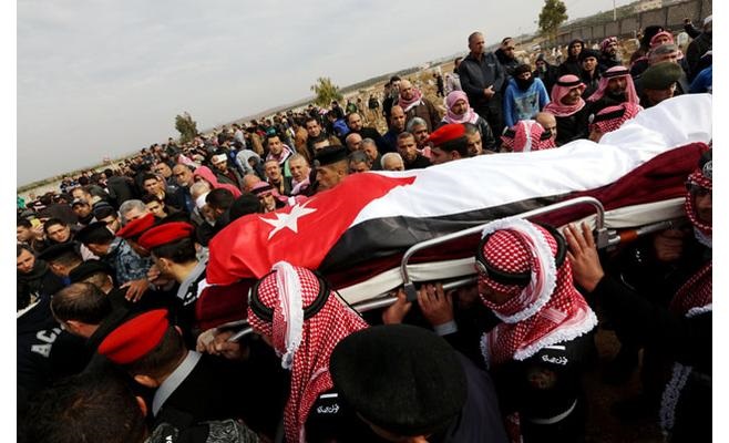 إقامة صلاة الغائب على أرواح شهداء